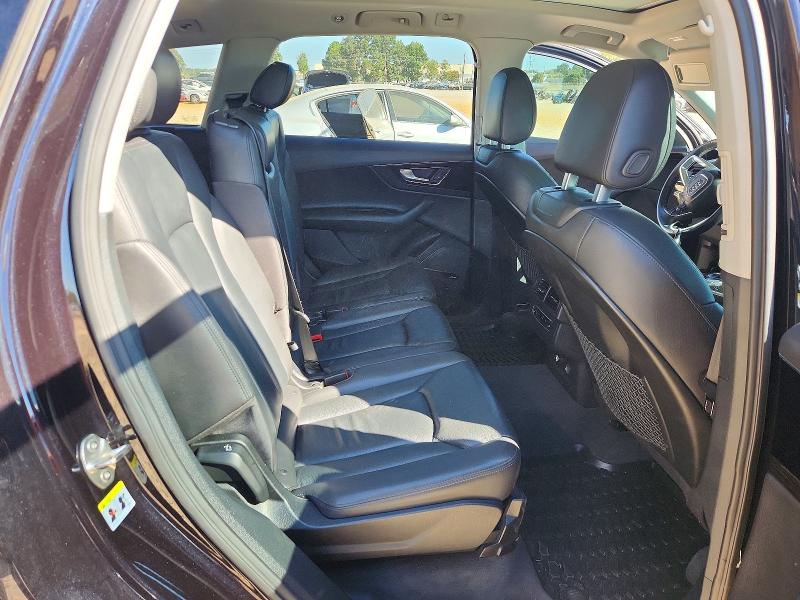 Снимка 11 от търг – 2018 AUDI Q7 с VIN WA1LAAF70JD042967