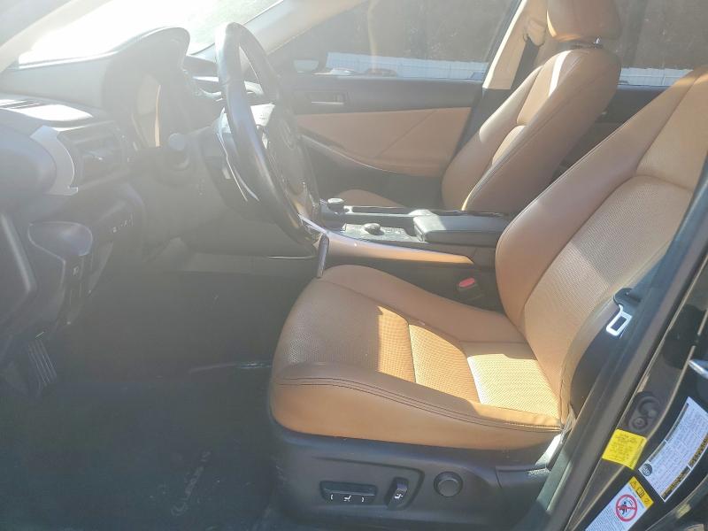 صورة رقم 7 من المزاد - 2017 LEXUS IS مع VIN JTHBA1D29H5045104