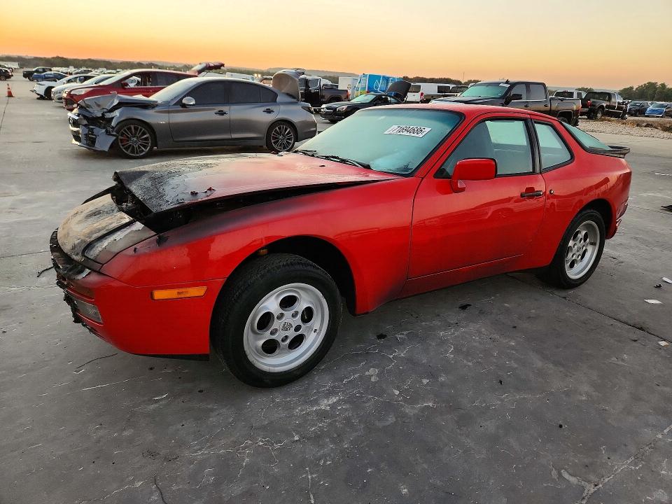 Снимка 1 от търг – 1986 PORSCHE 944 с VIN WP0AA0951GN154181