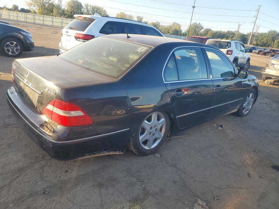Снимка 3 от търг – 2004 LEXUS LS с VIN JTHBN36F740167161