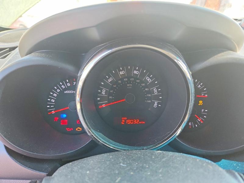 Снимка 9 от търг – 2011 KIA SOUL с VIN KNDJT2A20B7225018