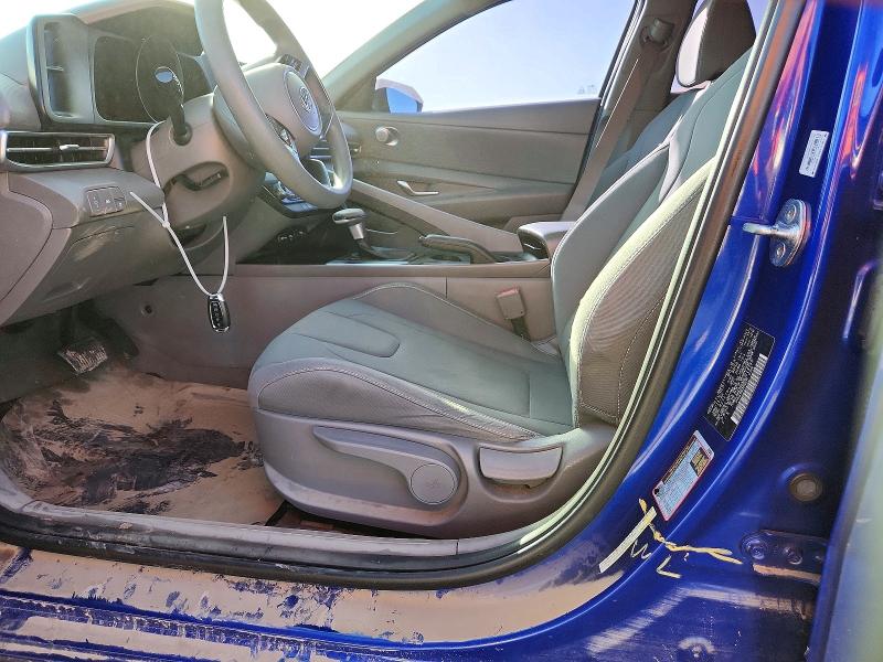Снимка 12 от търг – 2022 HYUNDAI ELANTRA с VIN KMHLM4AG3NU313740