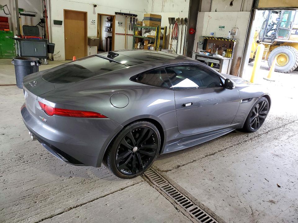 Foto 3 de la subasta – 2016 JAGUAR F-TYPE con VIN SAJWJ6BV2G8K32972