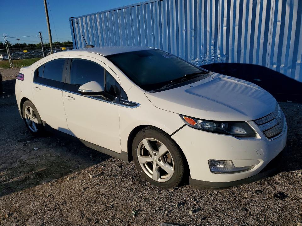 Снимка 4 от търг – 2015 CHEVROLET VOLT с VIN 1G1RA6E43FU116774