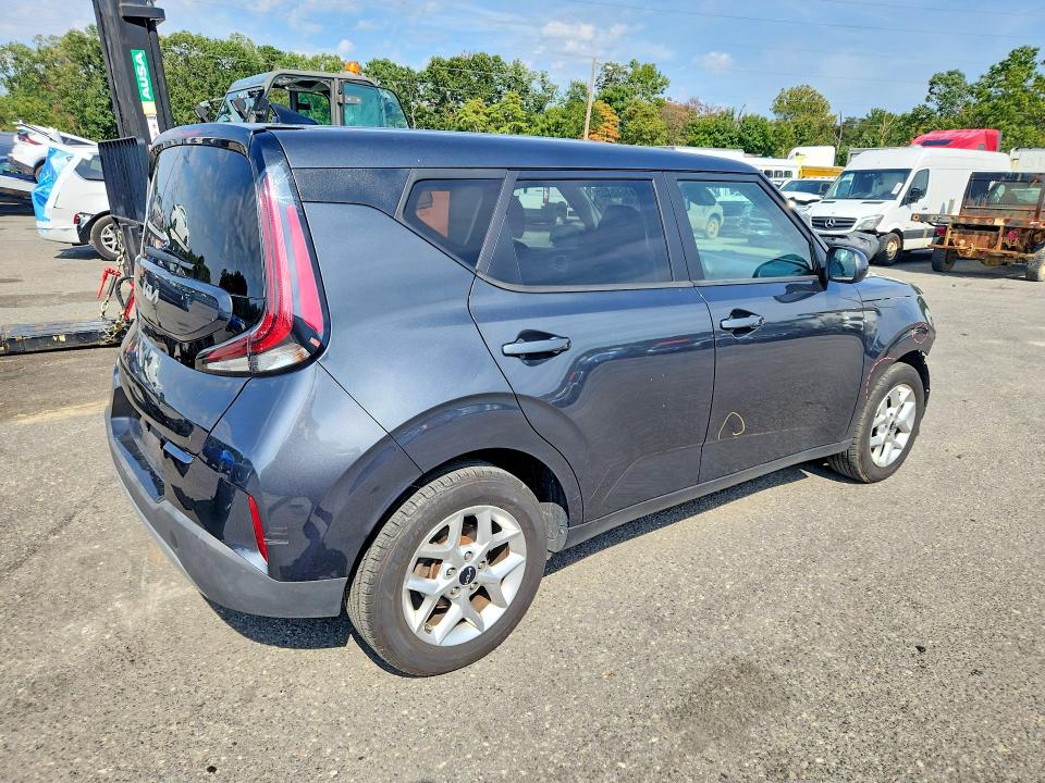 Photo 3 from auction – 2024 KIA SOUL with VIN KNDJ23AU2R7899403