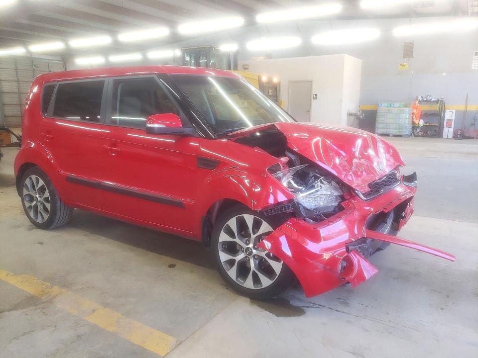 Фото 4 с аукциона – 2013 KIA SOUL с VIN KNDJT2A65D7617224