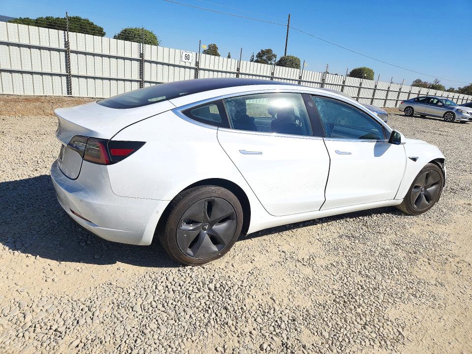 Photo 3 from auction – 2018 TESLA MODEL 3 with VIN 5YJ3E1EA1JF045036