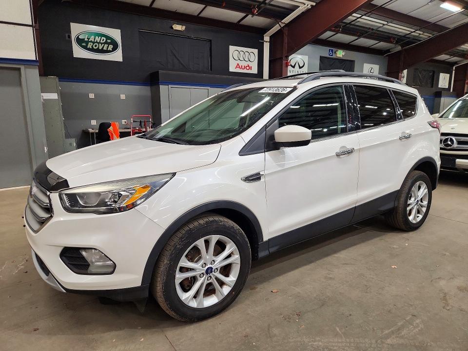 2017 FORD ESCAPE - Търг №72913626