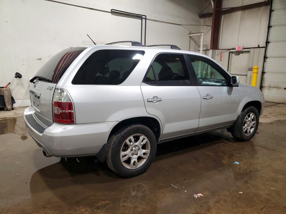 Снимка 3 от търг – 2004 ACURA MDX с VIN 2HNYD18804H554612