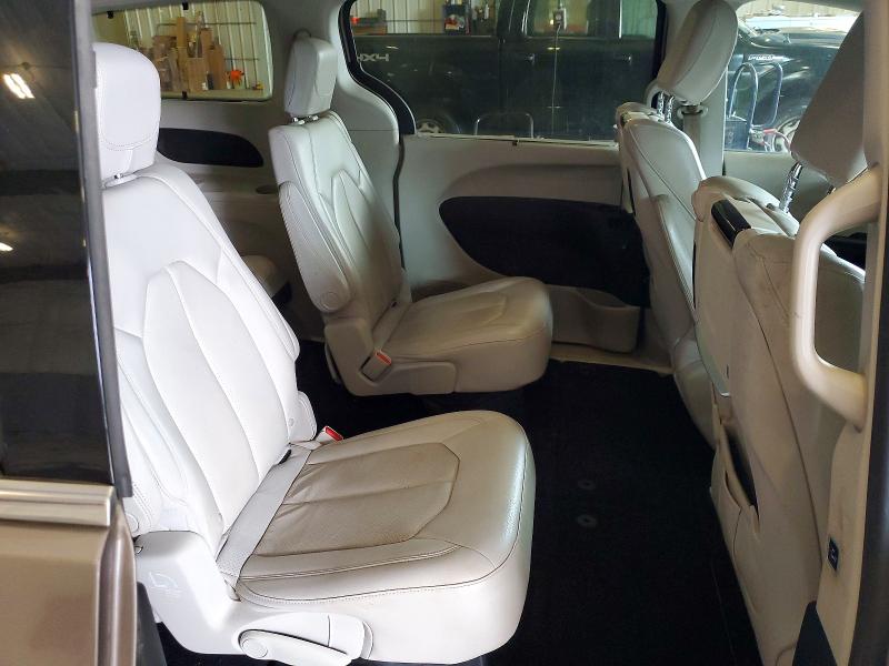 Снимка 11 от търг – 2017 CHRYSLER PACIFICA с VIN 2C4RC1EG9HR570378