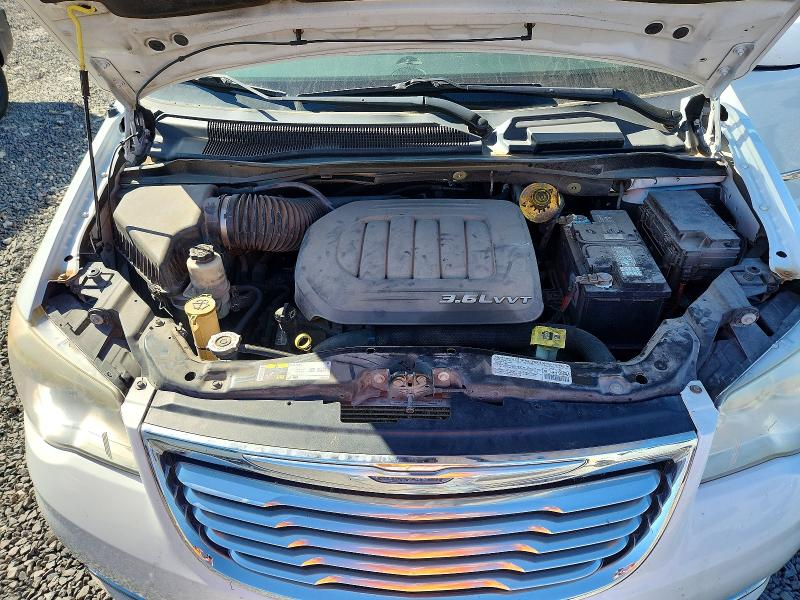 Снимка 11 от търг – 2014 CHRYSLER TOWN & COUNTRY с VIN 2C4RC1BG1ER156768