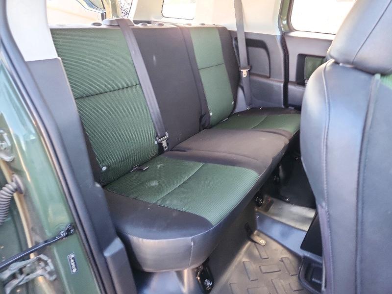 Снимка 10 от търг – 2011 TOYOTA FJ CRUISER с VIN JTEBU4BF3BK115331