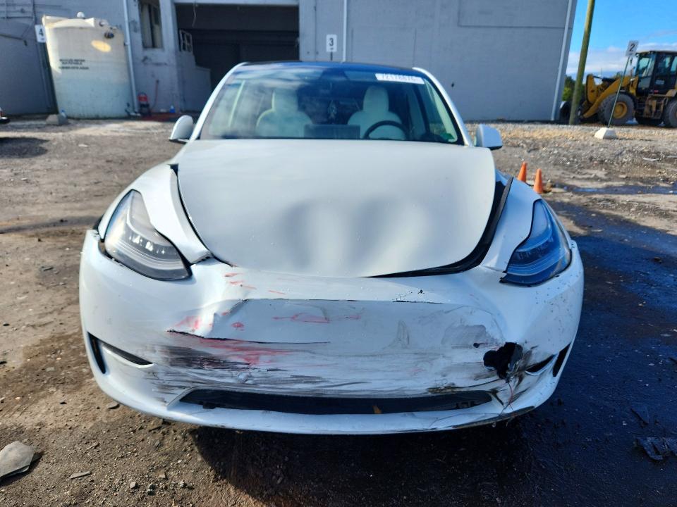 Снимка 5 от търг – 2020 TESLA MODEL Y с VIN 5YJYGDEE3LF036359