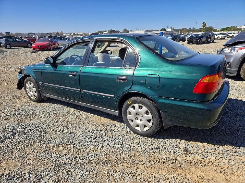 Снимка 2 от търг – 1999 HONDA CIVIC с VIN 1HGEJ6674XL004945