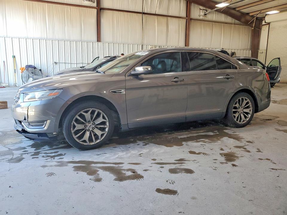 Photo 1 from auction – 2013 FORD TAURUS with VIN 1FAHP2F82DG110042