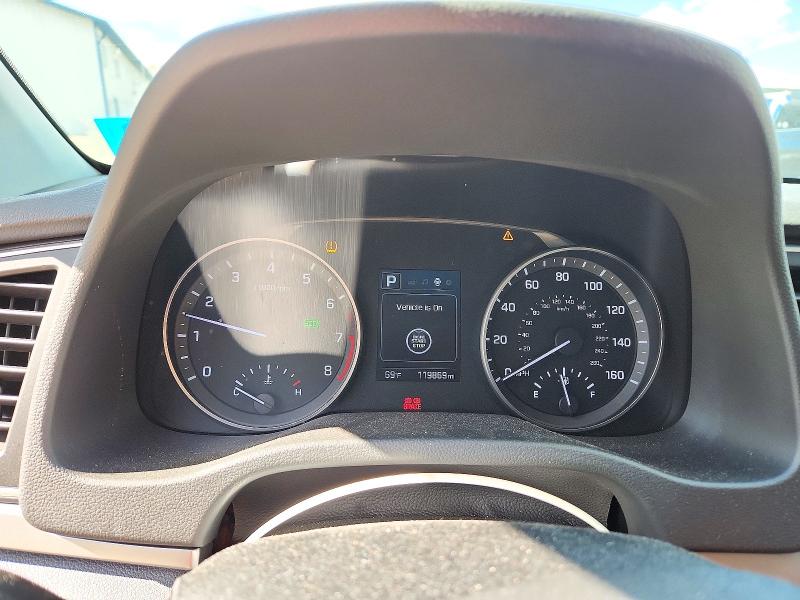 Снимка 9 от търг – 2017 HYUNDAI ELANTRA с VIN KMHD84LF0HU379311