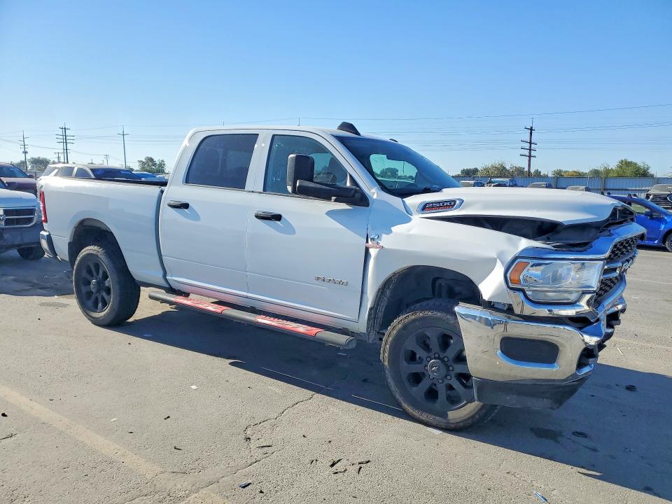 Снимка 4 от търг – 2020 RAM 2500 с VIN 3C6UR5CL3LG264413
