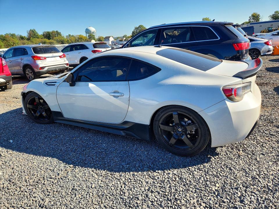Фото 2 с аукциона – 2014 SUBARU BRZ с VIN JF1ZCAC11E9603055