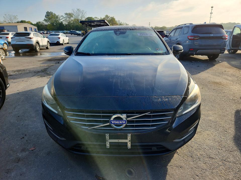 Photo 5 from auction – 2016 VOLVO S60 with VIN YV1612TK8G2392976