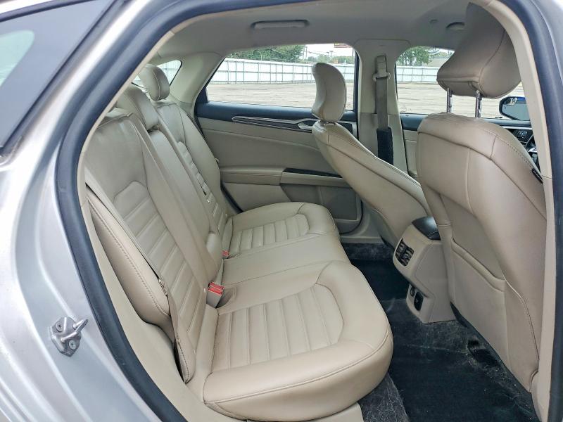 Foto 10 de la subasta – 2018 FORD FUSION con VIN 3FA6P0LU2JR262050