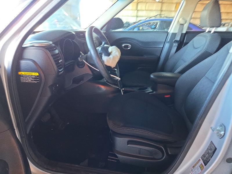 Снимка 7 от търг – 2016 KIA SOUL с VIN KNDJN2A26G7828072