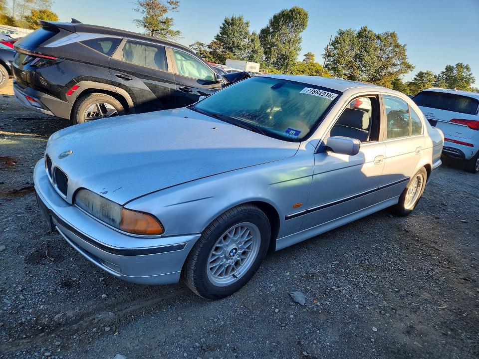 Снимка 1 от търг – 2000 BMW 528 с VIN WBADM6349YGU16376