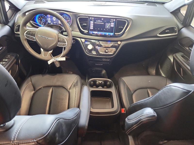 Снимка 8 от търг – 2025 CHRYSLER PACIFICA с VIN 2C4RC1BG8SR504528