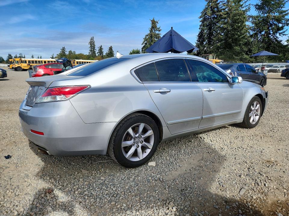 Снимка 3 от търг – 2013 ACURA TL с VIN 19UUA8F59DA002752