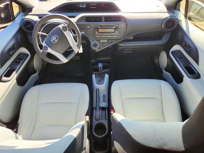 Photo 8 from auction – 2014 TOYOTA PRIUS C with VIN JTDKDTB39E1066053