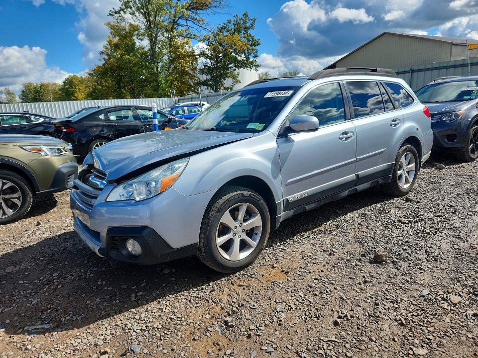 SUBARU OUTBACK 2013 with VIN 4S4BRBKC5D3274537 - Photo from auction