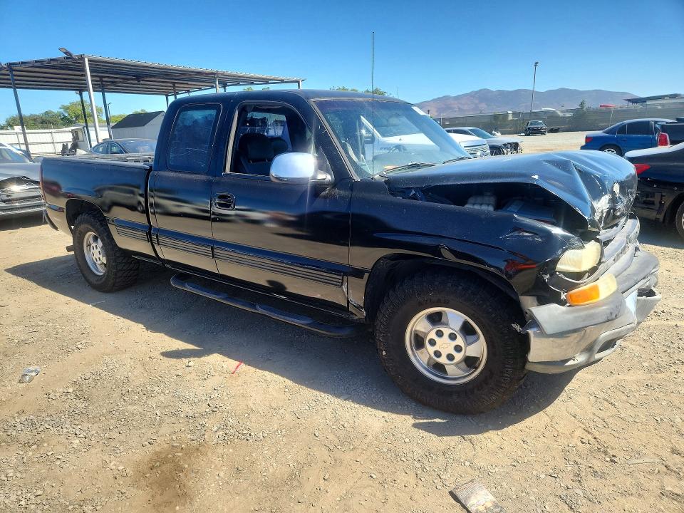 Снимка 4 от търг – 2002 CHEVROLET SILVERADO с VIN 2GCEC19V621262288