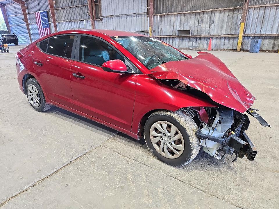 Снимка 4 от търг – 2017 HYUNDAI ELANTRA с VIN KMHD74LF1HU088805