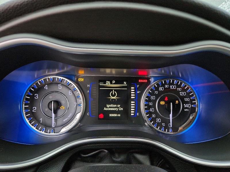 Photo 9 from auction – 2016 CHRYSLER 200 with VIN 1C3CCCAB1GN151291