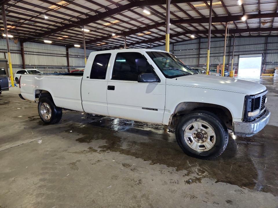 Photo 4 from auction – 1998 GMC SIERRA with VIN 1GTGC29R3WE520806