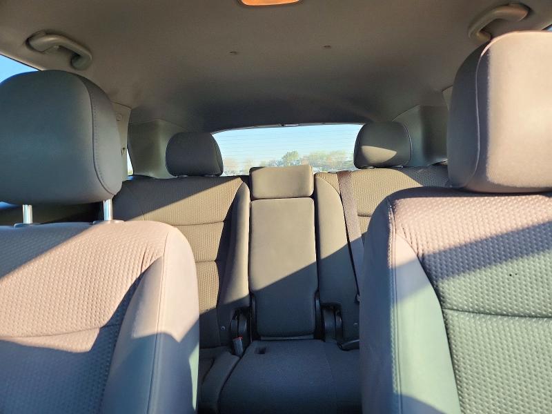 Photo 10 from auction – 2013 KIA SORENTO with VIN 5XYKT3A14DG332418