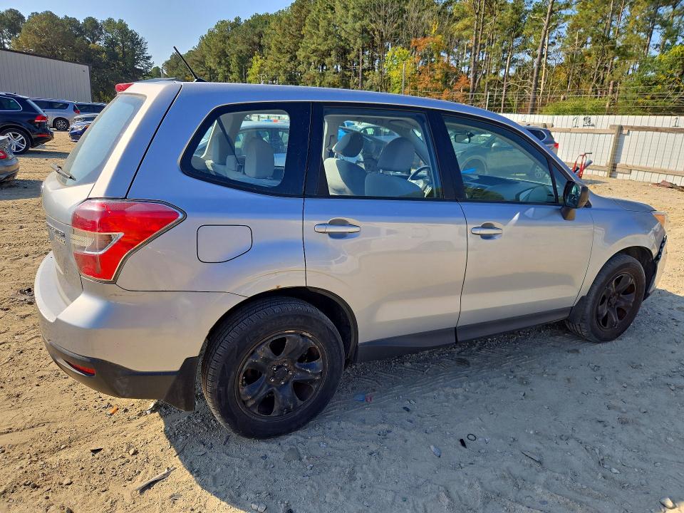 Снимка 3 от търг – 2014 SUBARU FORESTER с VIN JF2SJAAC2EH484655