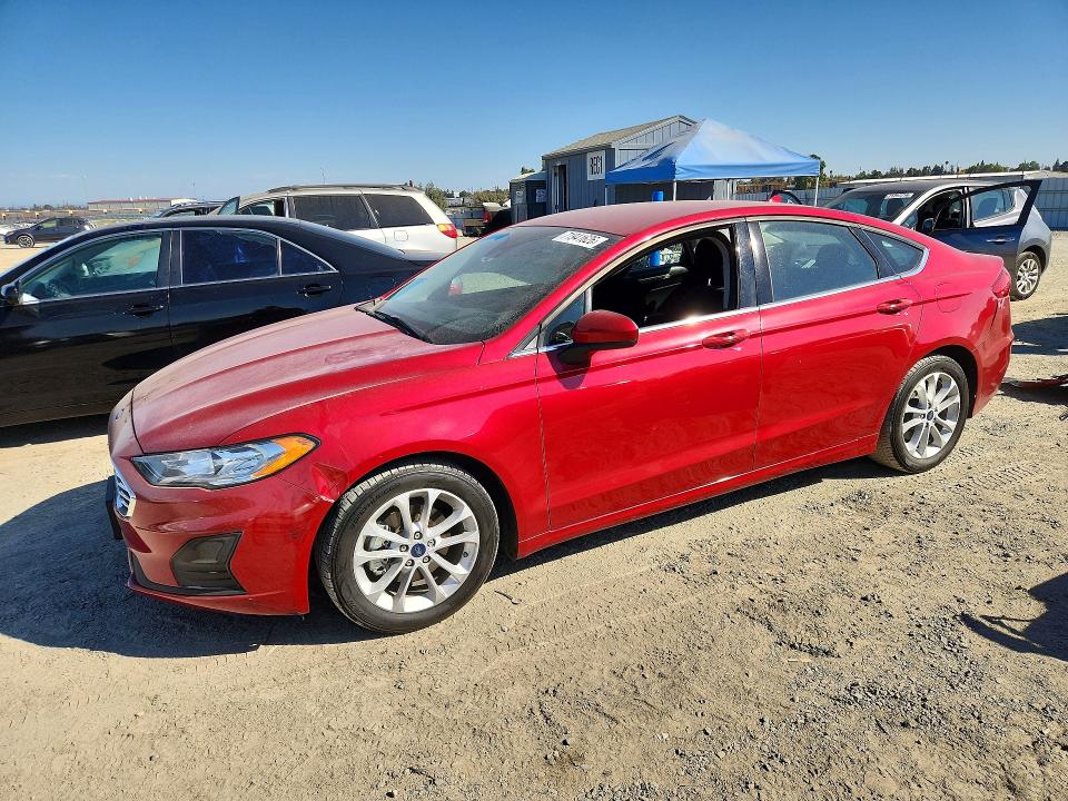 Photo 1 from auction – 2020 FORD FUSION with VIN 3FA6P0LU2LR171847