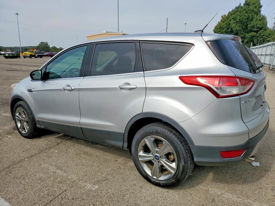 Снимка 2 от търг – 2015 FORD ESCAPE с VIN 1FMCU9GX4FUB67970