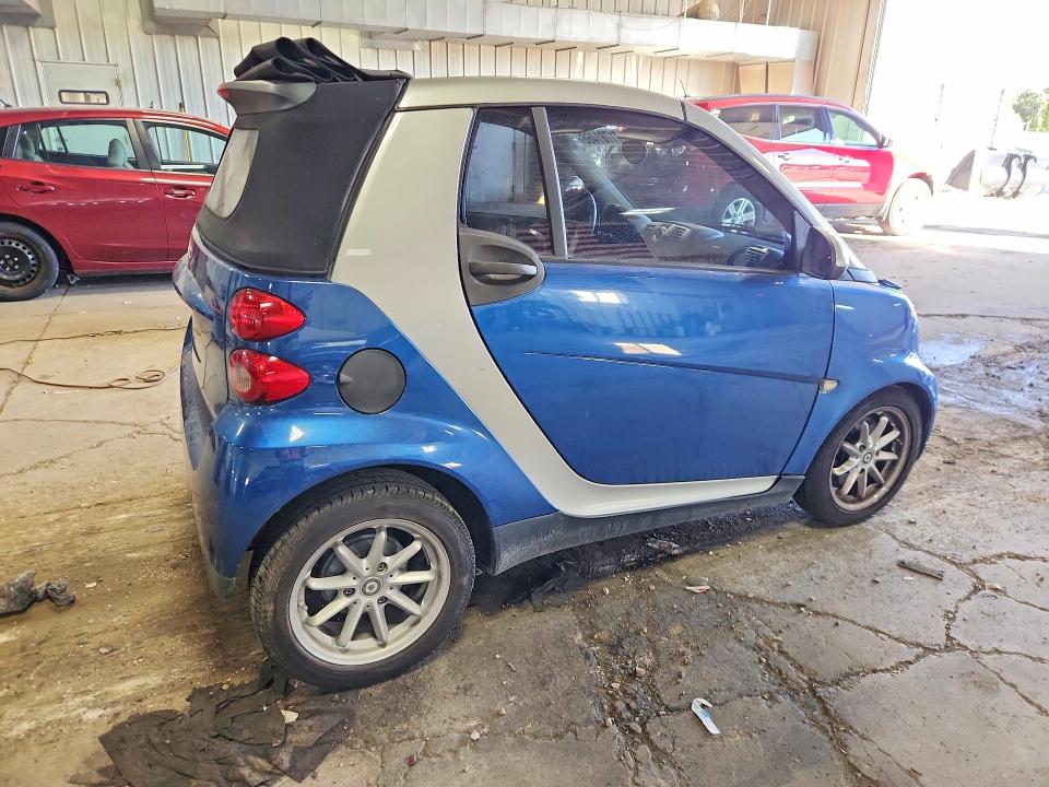 Photo 3 from auction – 2008 SMART FORTWO with VIN WMEEK31X18K176389