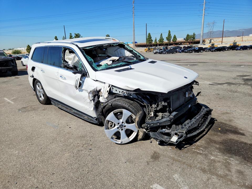 Photo 4 from auction – 2018 MERCEDES-BENZ GLS with VIN 4JGDF6EE7JB036258