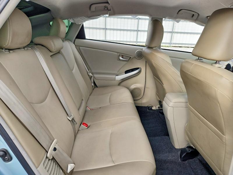 Снимка 10 от търг – 2015 TOYOTA PRIUS с VIN JTDKN3DUXF1873153