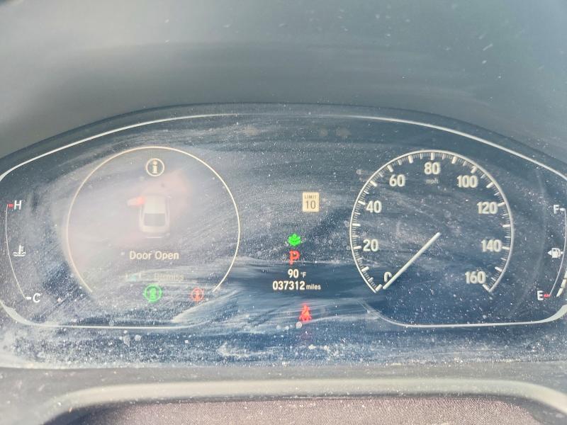 Снимка 9 от търг – 2018 HONDA ACCORD с VIN 1HGCV1F31JA073963