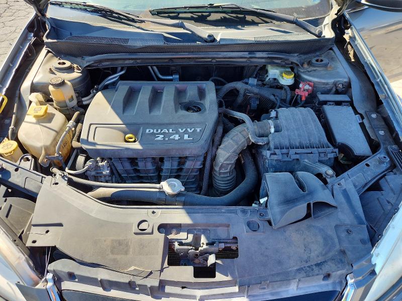 Фото 11 с аукциона – 2013 CHRYSLER 200 с VIN 1C3CCBBB4DN688936
