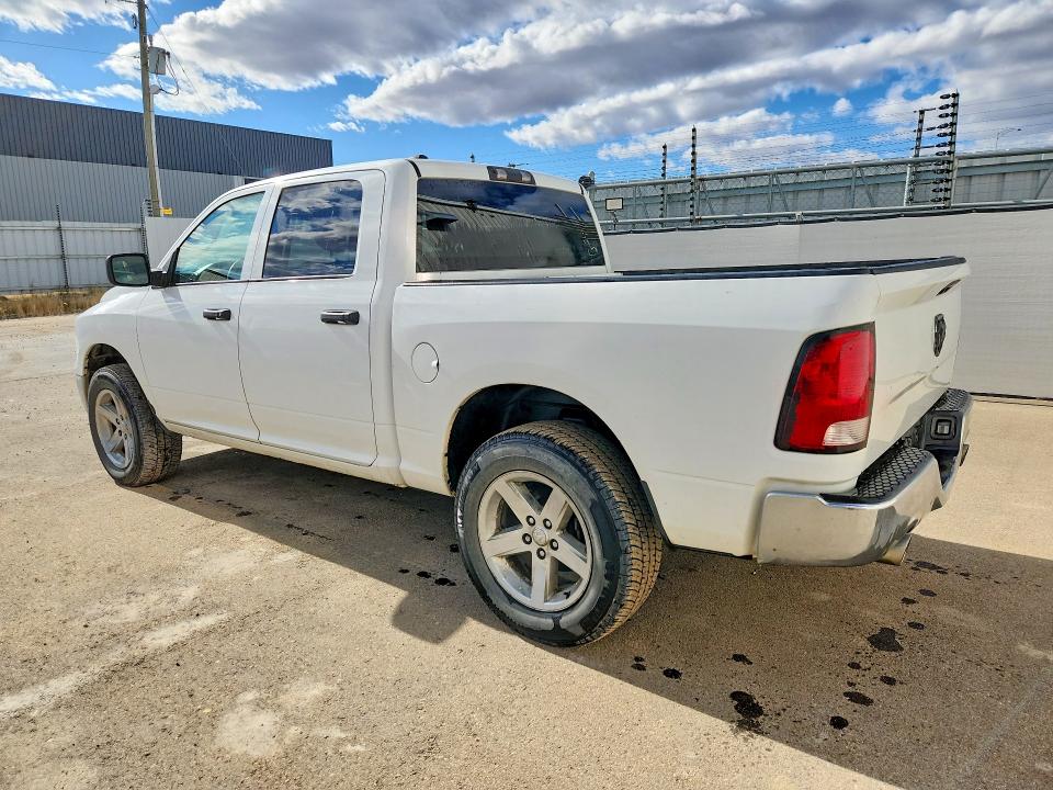 Снимка 2 от търг – 2019 RAM 1500 CLASSIC с VIN 1C6RR7KT9KS595720