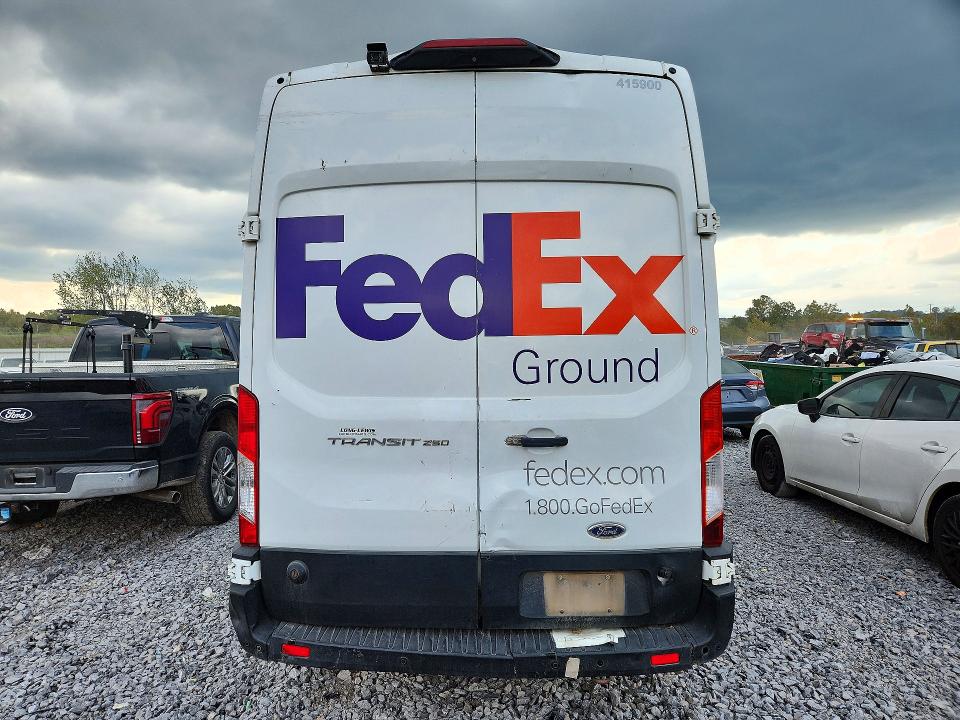 Снимка 6 от търг – 2019 FORD TRANSIT с VIN 1FTYR2XM7KKA27541