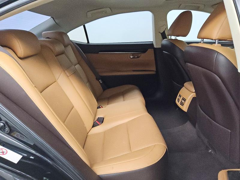 Снимка 10 от търг – 2016 LEXUS ES с VIN 58ABK1GG2GU025002
