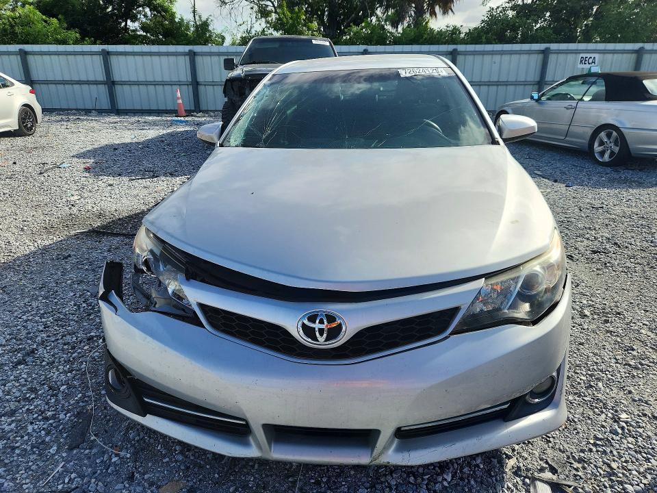Снимка 5 от търг – 2014 TOYOTA CAMRY с VIN 4T1BF1FKXEU411245