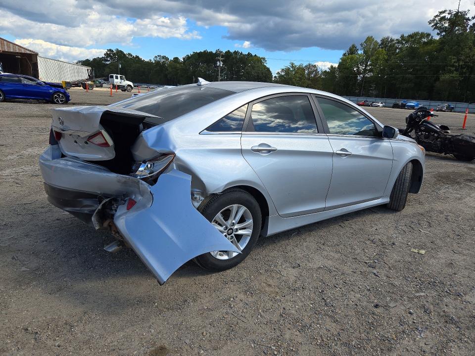 Снимка 3 от търг – 2014 HYUNDAI SONATA с VIN 5NPEB4AC8EH824290