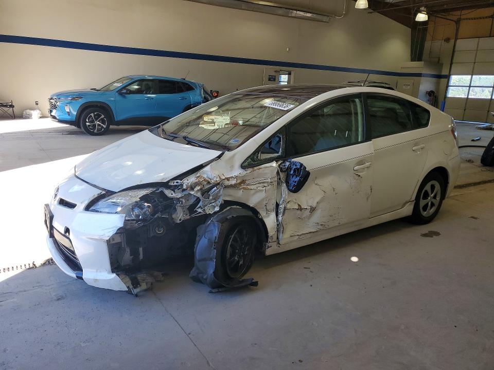 Foto 1 de la subasta – 2015 TOYOTA PRIUS con VIN JTDKN3DU3F1926033