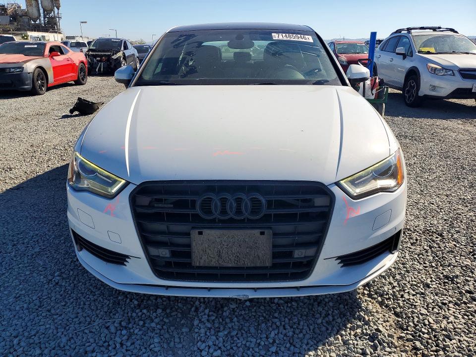Foto 5 de la subasta – 2015 AUDI A3 con VIN WAUBFGFF0F1075518